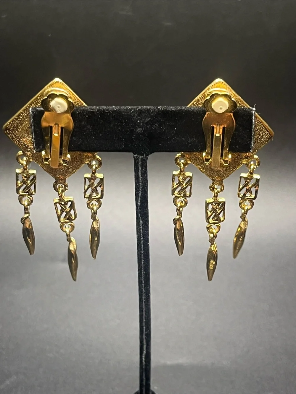 Vintage dragon black stone dangle clip-on earrings